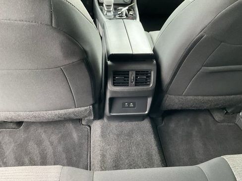 Certified 2023 Nissan Rogue SV image 29