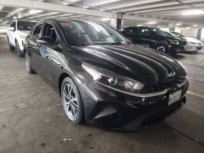 Used 2023 Kia Forte LXS w/ LXS Technology Package
