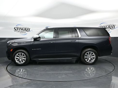 Used 2024 Chevrolet Suburban Premier RWD image 4