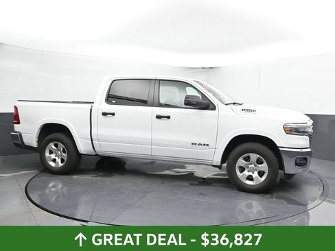 Used 2025 RAM 1500 Big Horn AWD/4WD image 5