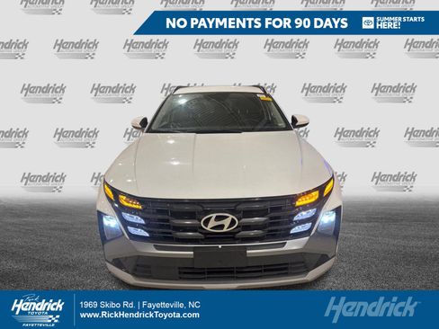 Used 2025 Hyundai Tucson SEL FWD image 1