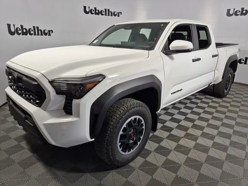 New 2025 Toyota Tacoma TRD Off-Road image 3