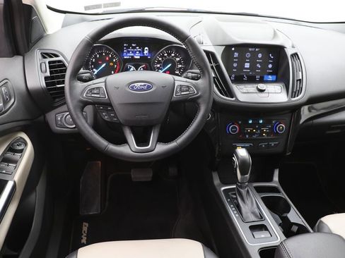 Used 2019 Ford Escape SEL AWD/4WD image 12