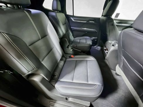 Used 2025 GMC Acadia Elevation w/ Super Cruise Package AWD/4WD image 23