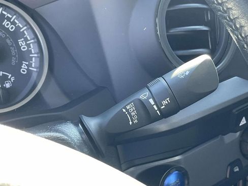 Used 2022 Toyota Tacoma 2WD Double Cab image 22