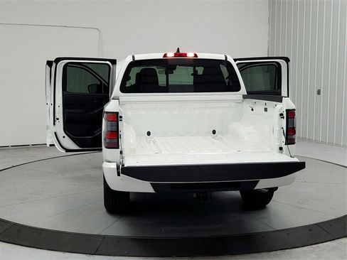 New 2026 Nissan Frontier SV w/ Tow Package image 14