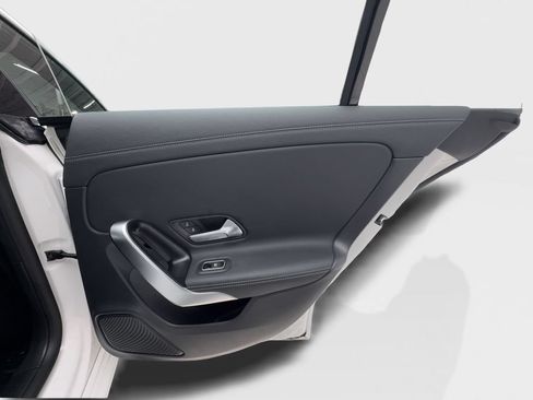 Used 2025 Mercedes-Benz CLA 250 image 26