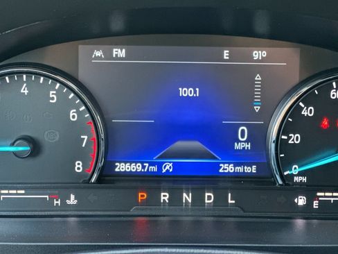Certified 2024 Ford Explorer XLT RWD image 27
