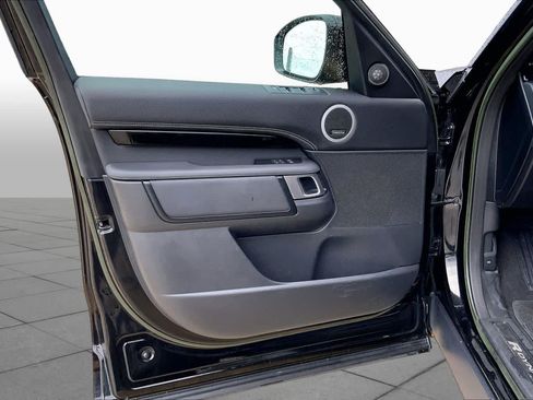 Used 2023 Land Rover Discovery HSE R-Dynamic AWD/4WD image 22