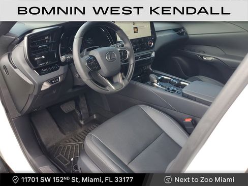 Used 2025 Lexus RX 350 AWD image 22