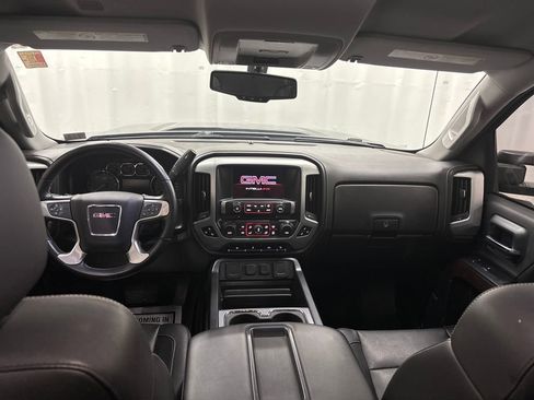 Used 2015 GMC Sierra 2500 SLT w/ Suspension Package, Off-Road image 12