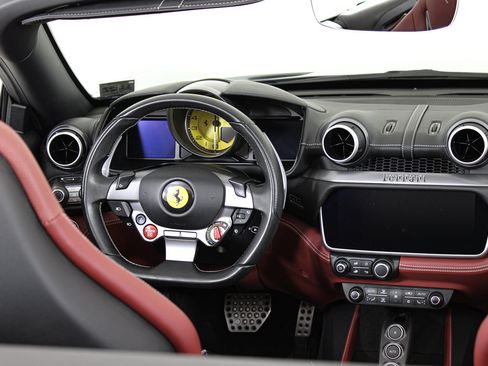 Certified 2022 Ferrari Portofino M RWD image 50