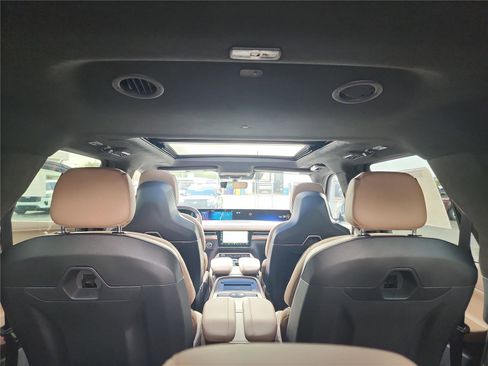 New 2026 Lincoln Navigator Black Label AWD/4WD image 21