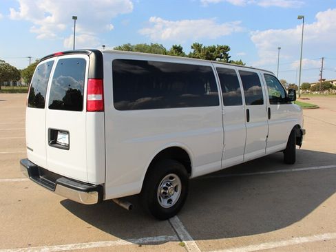 Used 2024 Chevrolet Express 3500 LT w/ LT Preferred Equipment Group RWD image 5