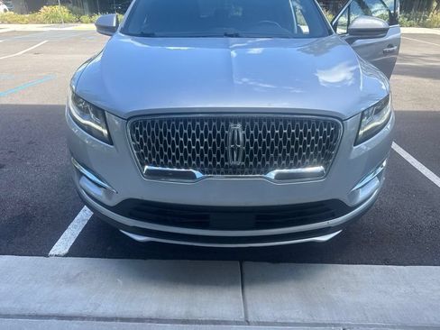 Used 2019 Lincoln MKC Reserve w/ MKC Climate Package AWD/4WD image 2