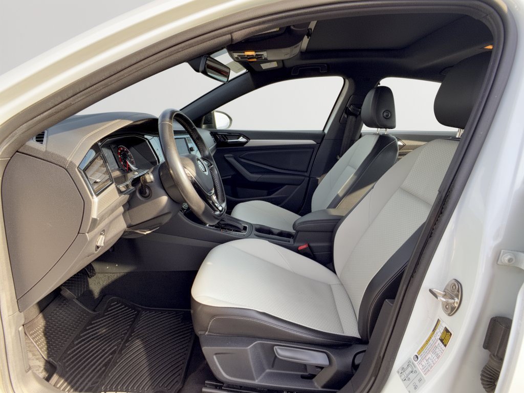 Used 2019 Volkswagen Jetta R-Line FWD image 5