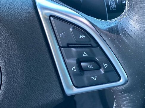 Used 2019 Chevrolet Camaro LT image 18