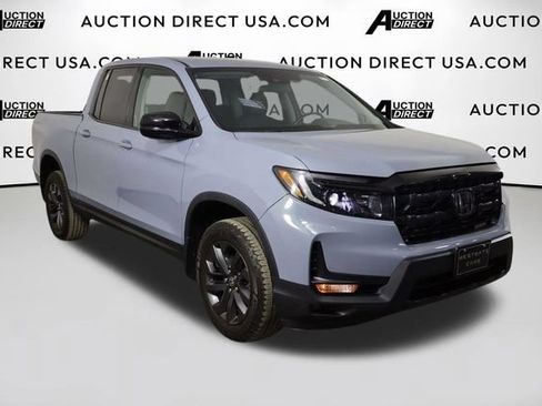 Used 2024 Honda Ridgeline Sport image 41