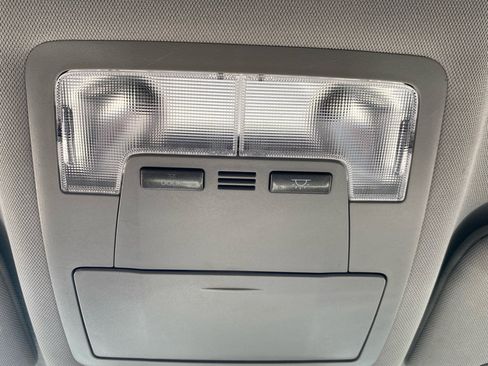 Used 2016 Toyota Highlander Plus image 22