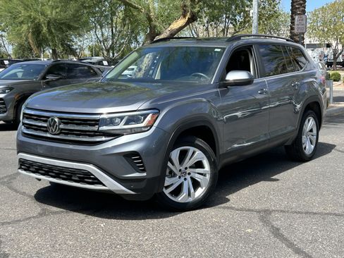 Used 2023 Volkswagen Atlas SE w/ Panoramic Sunroof Package FWD image 32