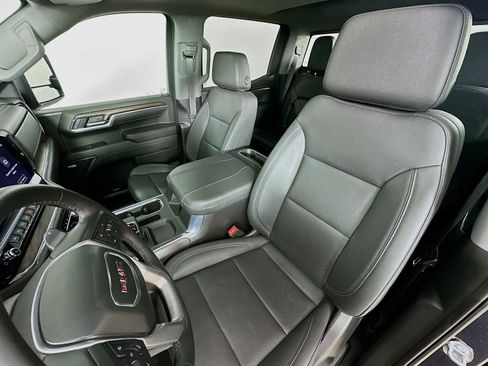 Used 2024 GMC Sierra 1500 SLT w/ SLT Premium Plus Package AWD/4WD image 33
