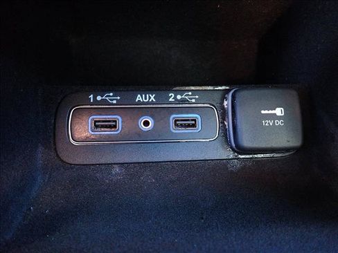 Used 2018 Jeep Grand Cherokee Altitude AWD/4WD image 21