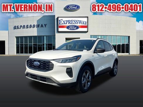 Used 2025 Ford Escape ST-Line AWD/4WD image 2