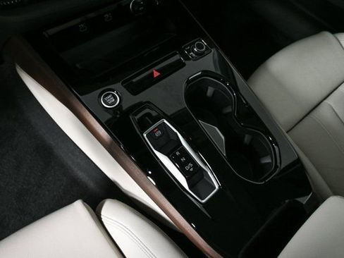 New 2025 Audi A5 2.0T Prestige image 18