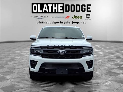 Used 2023 Ford Expedition Max Limited AWD/4WD image 33