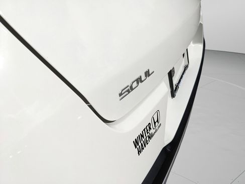 Used 2023 Kia Soul S image 14