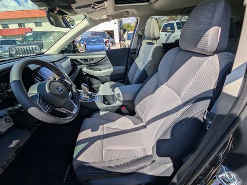 Used 2025 Subaru Outback Premium image 10