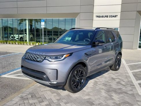 New 2025 Land Rover Discovery S AWD/4WD image 1
