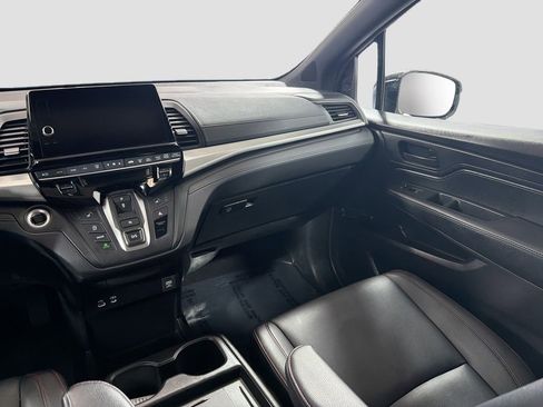 Used 2025 Honda Odyssey Sport-L image 25