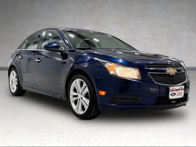 Used 2011 Chevrolet Cruze LTZ FWD image 4
