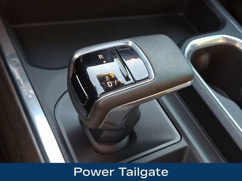 Used 2025 Chevrolet Silverado 1500 High Country w/ Technology Package image 19