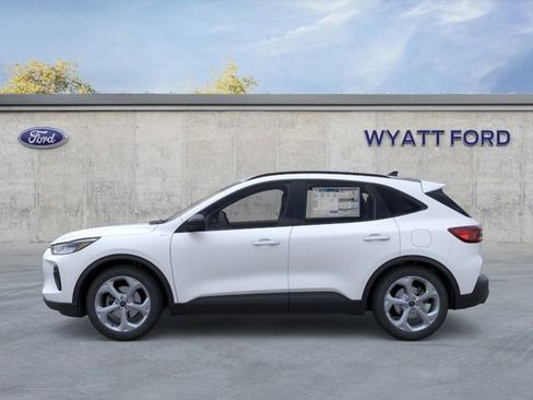 New 2026 Ford Escape ST-Line w/ Tech Pack #1 AWD/4WD image 3