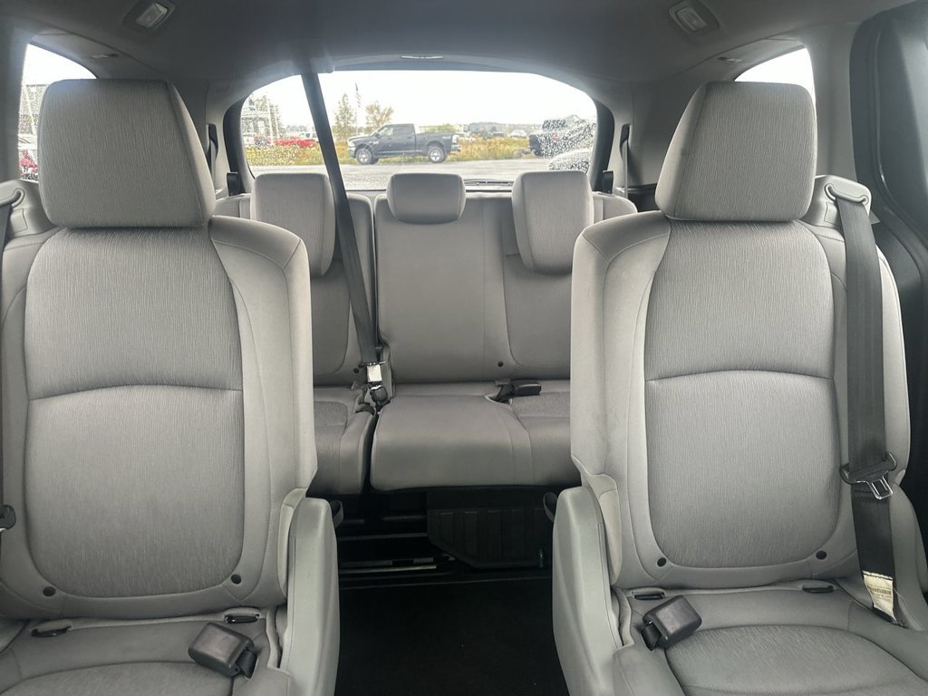 Used 2019 Honda Odyssey LX image 13