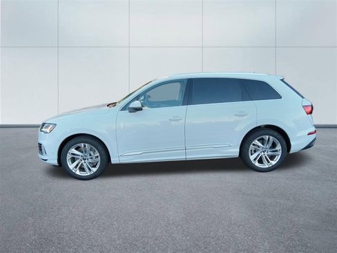 Used 2023 Audi Q7 3.0T Prestige image 2