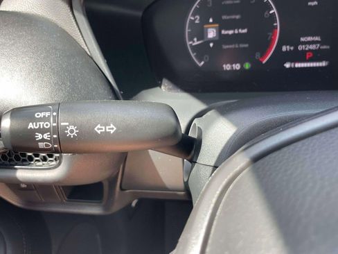 Certified 2024 Honda HR-V LX image 22