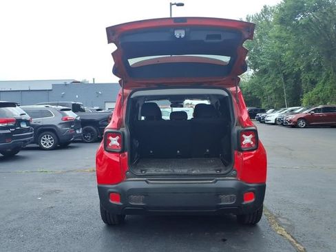 Certified 2017 Jeep Renegade Sport w/ Power & Air Group FWD image 7