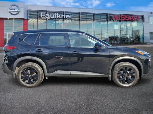 Certified 2023 Nissan Rogue SV w/ SV Premium B Package AWD/4WD image 7