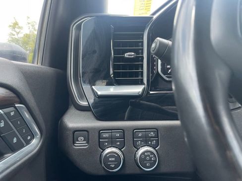 Used 2024 GMC Sierra 2500 SLT w/ SLT Convenience Package AWD/4WD image 13