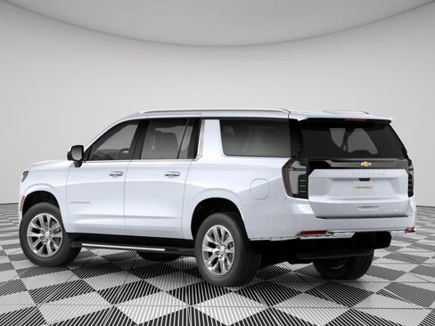 New 2026 Chevrolet Suburban Premier AWD/4WD image 3