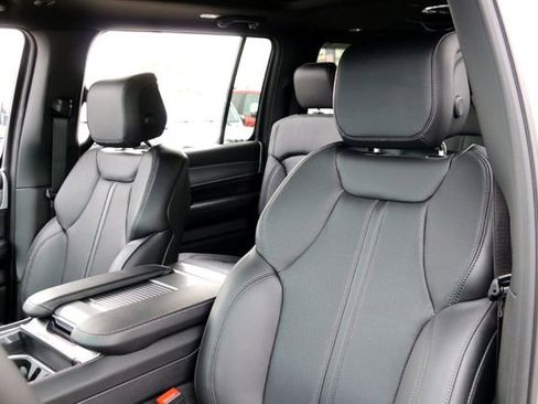 New 2026 Jeep Grand Wagoneer L Limited image 10