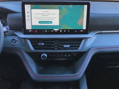 New 2026 Ford Explorer ST-Line image 28