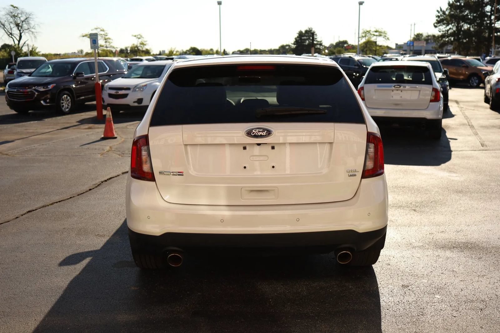 Used 2014 Ford Edge SEL w/ Equipment Group 205A AWD/4WD image 6