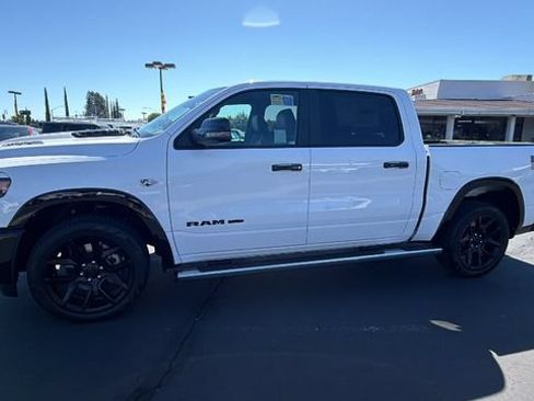 New 2026 RAM 1500 Laramie AWD/4WD image 7