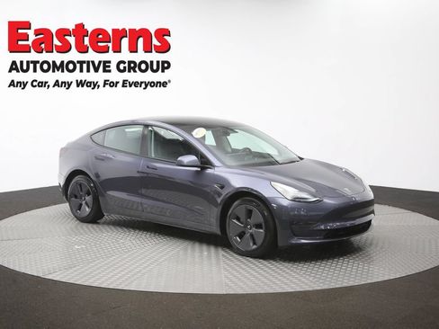 Used 2023 Tesla Model 3 Standard Range RWD image 43