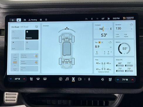 Used 2022 Rivian R1T Adventure image 19