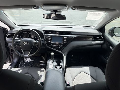 Used 2020 Toyota Camry LE FWD image 19
